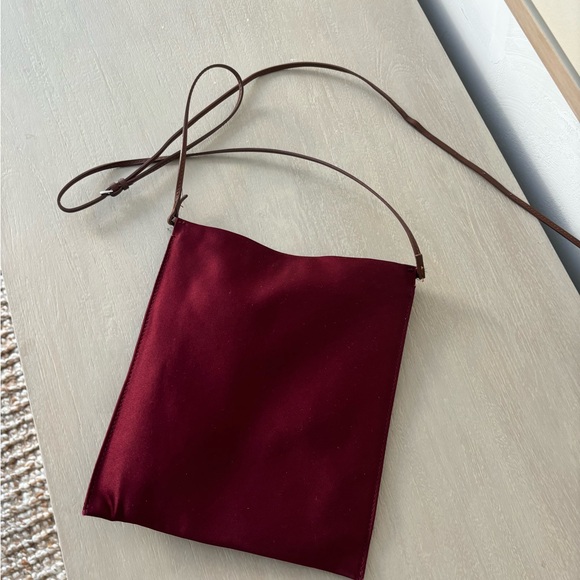 The Row Burgundy Silk Medicine Pouch - Picture 4 of 11